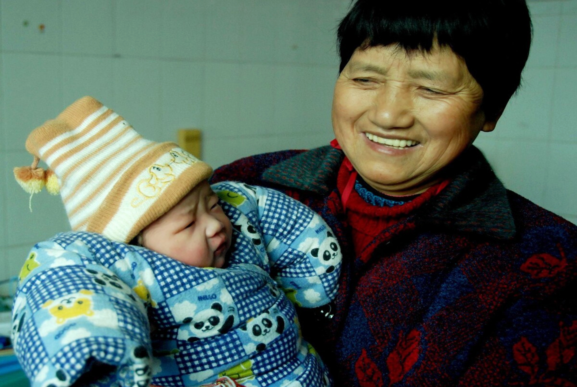 两代人带娃的矛盾,两代人带娃生活差异