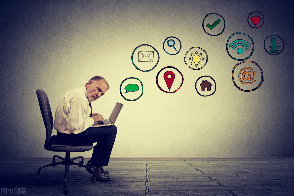 为什么说内向的人精神内耗很严重,精神内耗的人怎么调整心理