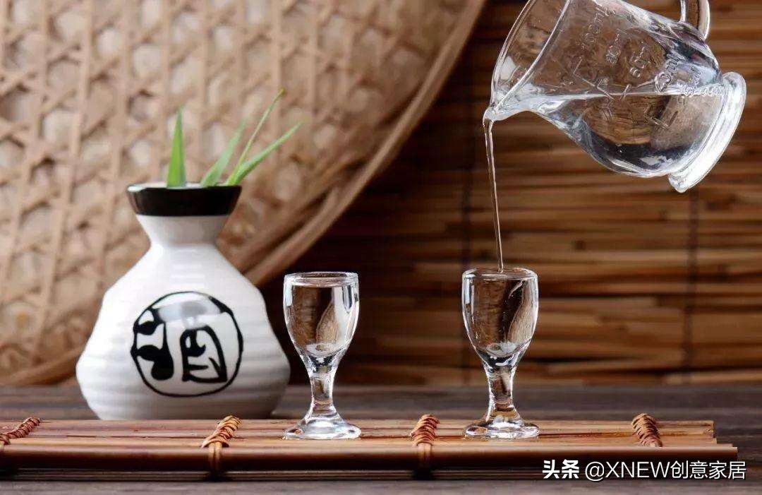 买的新鞋磨脚后跟如何处理,新鞋买小了磨脚挤脚怎么办