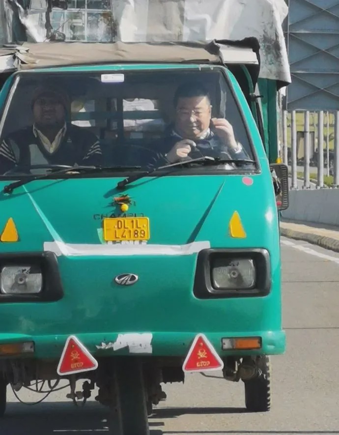 抢劫lv包包视频,抢劫lv店