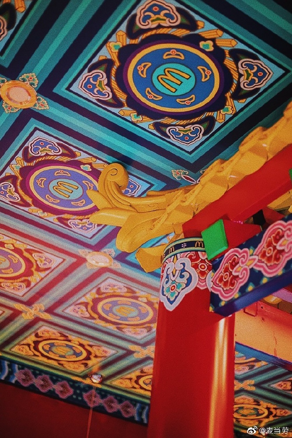 金拱门，一家被快餐业耽误的文创公司，跨界玩出花来了