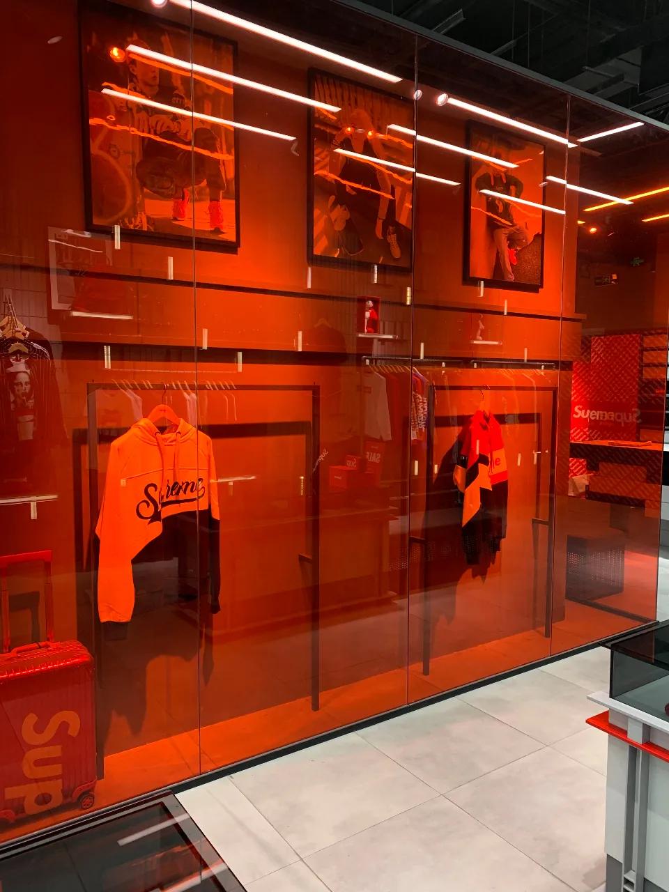 supreme各种山寨商标,supreme假的在哪里买