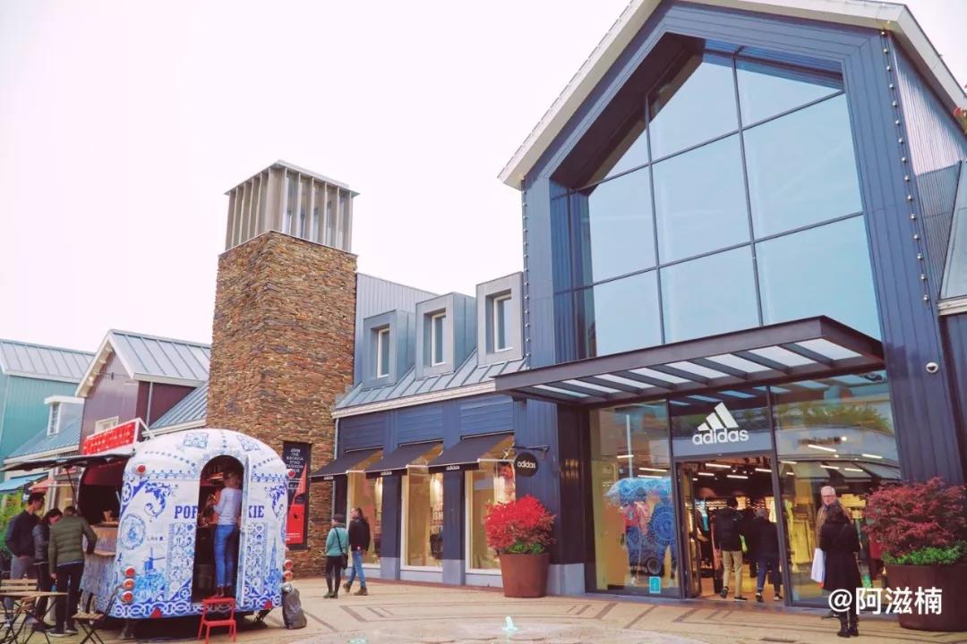 荷兰奥特莱斯折扣店,荷兰奥特莱斯打折