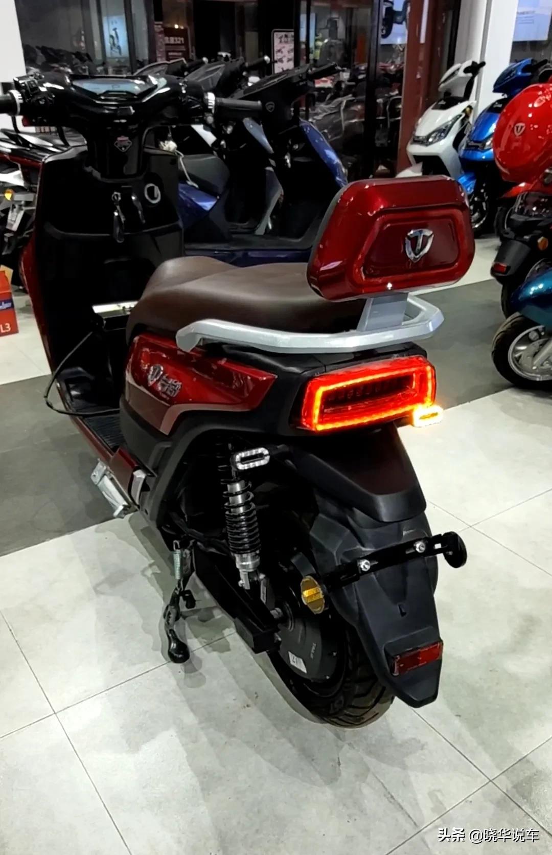 台铃虎贲电摩续航测试,台铃电摩虎贲超跑版