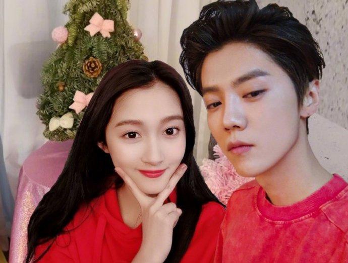 鹿晗官宣后和关晓彤同框,关于鹿晗和关晓彤的合影