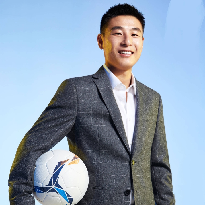 武磊连线白岩松完整视频,武磊白岩松访谈完整视频