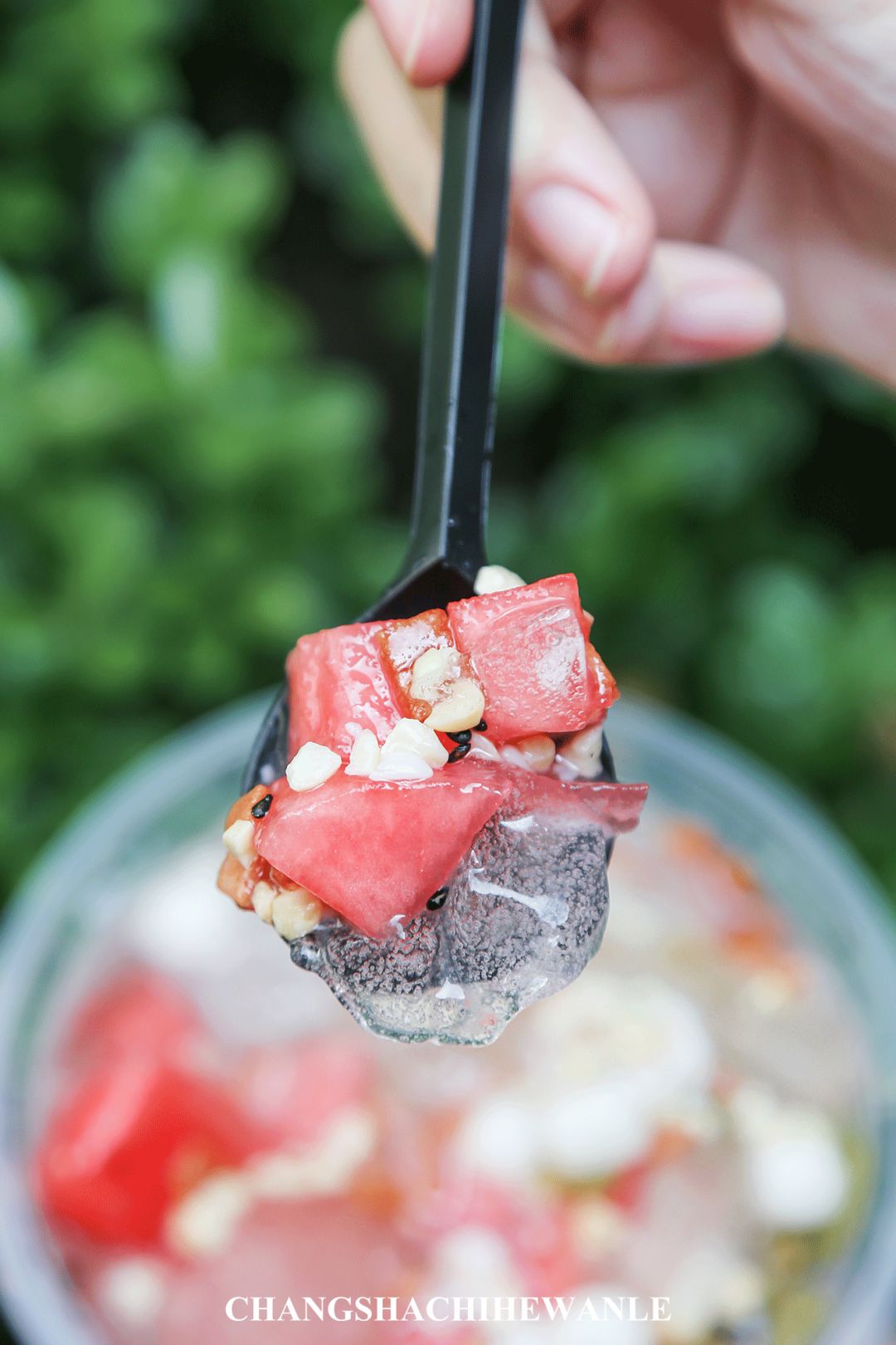 夏天必做必吃的美食冰镇西瓜,夏天最适合吃的西瓜美食