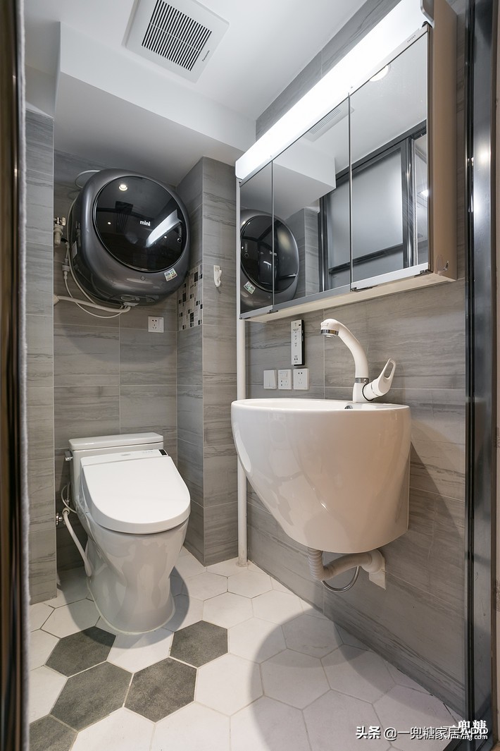 高档二手房翻新设计费用,二手房花了20万装修