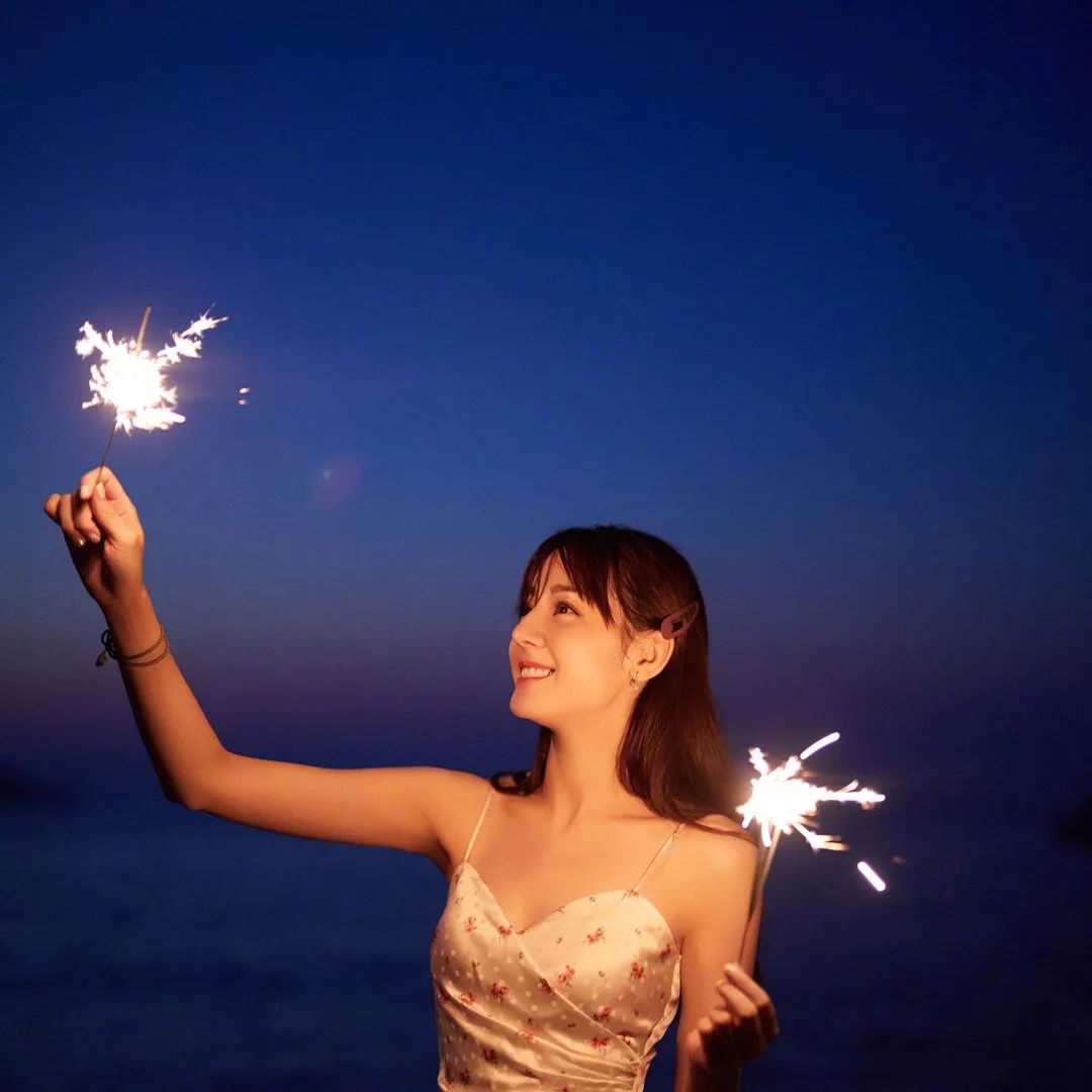 迪丽热巴花期,迪丽热巴青春年华