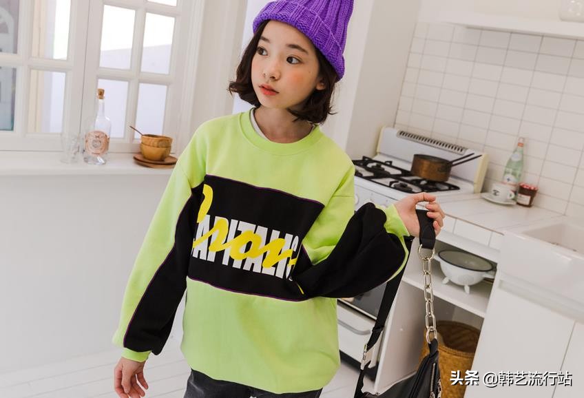 女童韩系风加绒连帽卫衣,2019秋女童流行卫衣