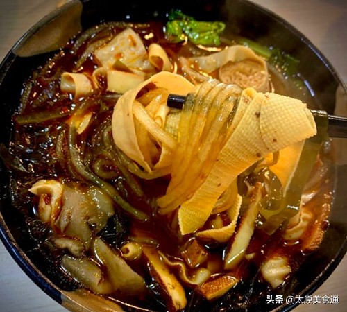 王牌麻辣烫,10元一碗特色麻辣烫