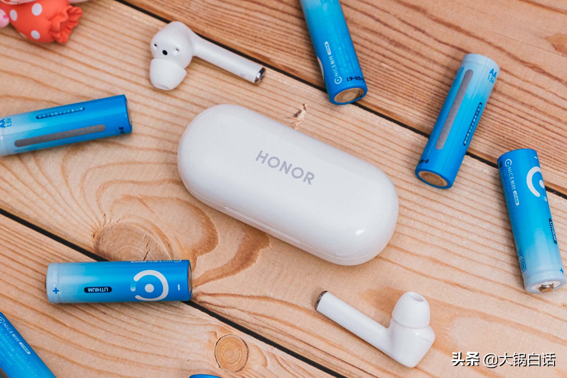 荣耀耳机earbuds2se怎么开启降噪,荣耀降噪蓝牙耳机推荐主动降噪