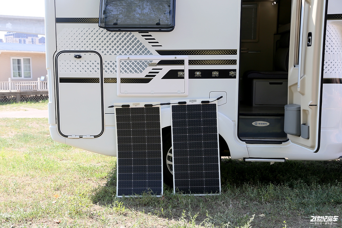 房车光伏发电太阳能板选择,房车改装都用哪个品牌的光伏板