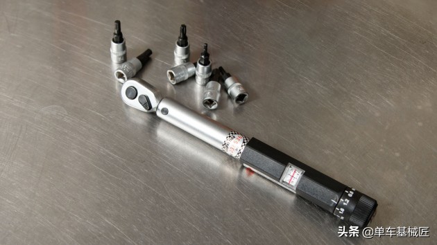 扭力扳手品牌评测视频,扭力款扳手