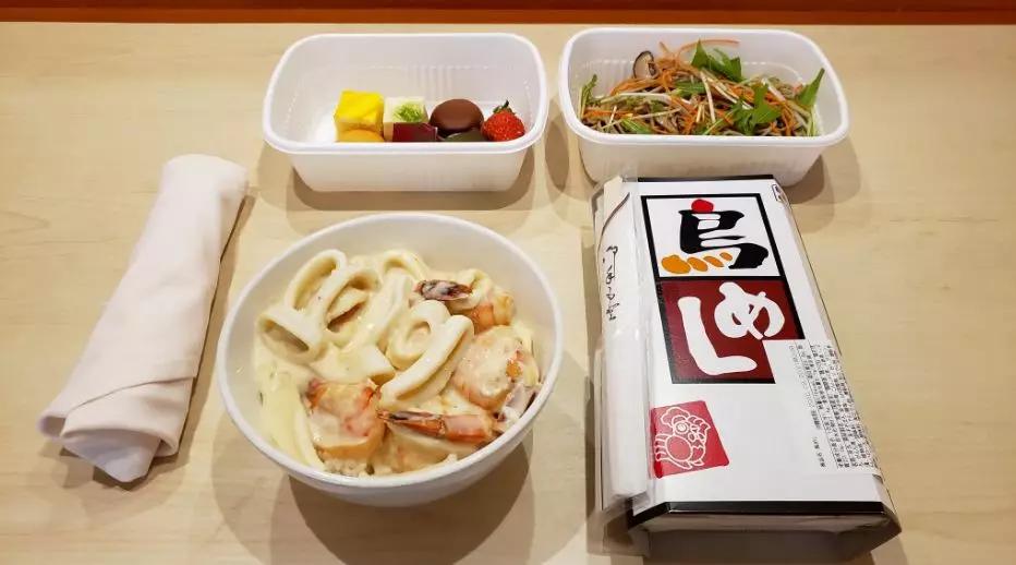 老外评价各国隔离餐,外国人看中国隔离餐羡慕吗