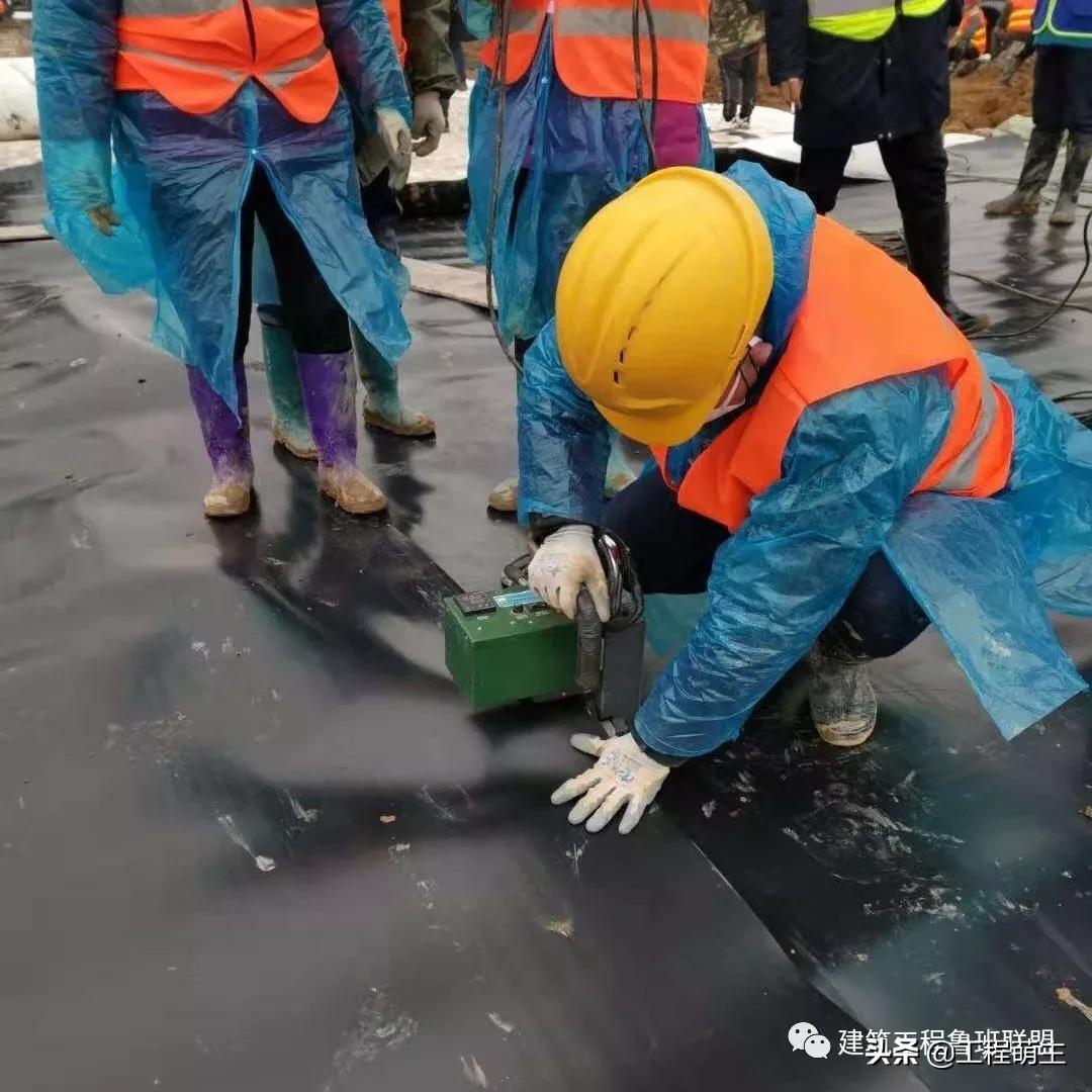 火神山雷神山医院的“防护衣”：HDPE防渗膜施工工艺，了解一下