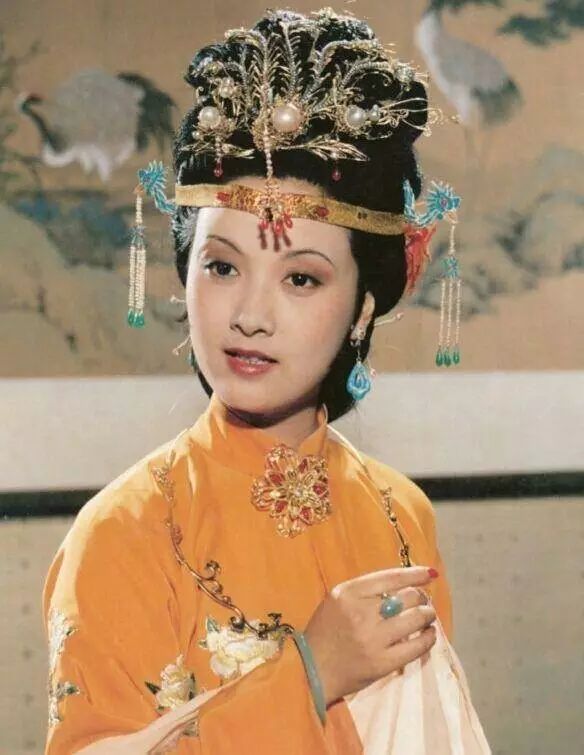 眉毛太低代表什么意思,眉压眼无立足之地