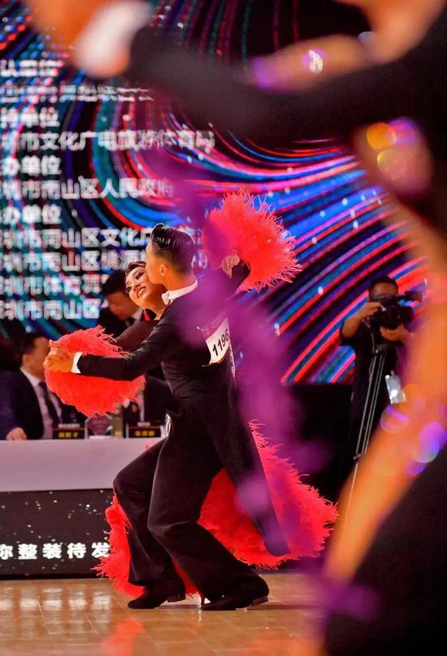 家门口大戏台,家门口上演大戏