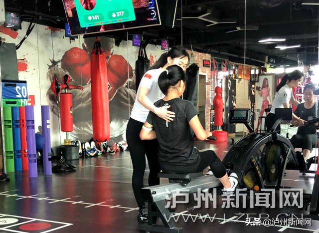 为了体考去健身房都练什么,为了体考天天训练的人