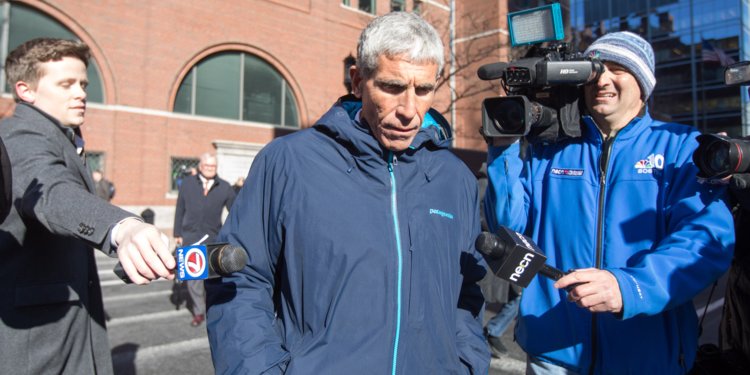 美国名校舞弊案,美国名校舞弊案判轻吗