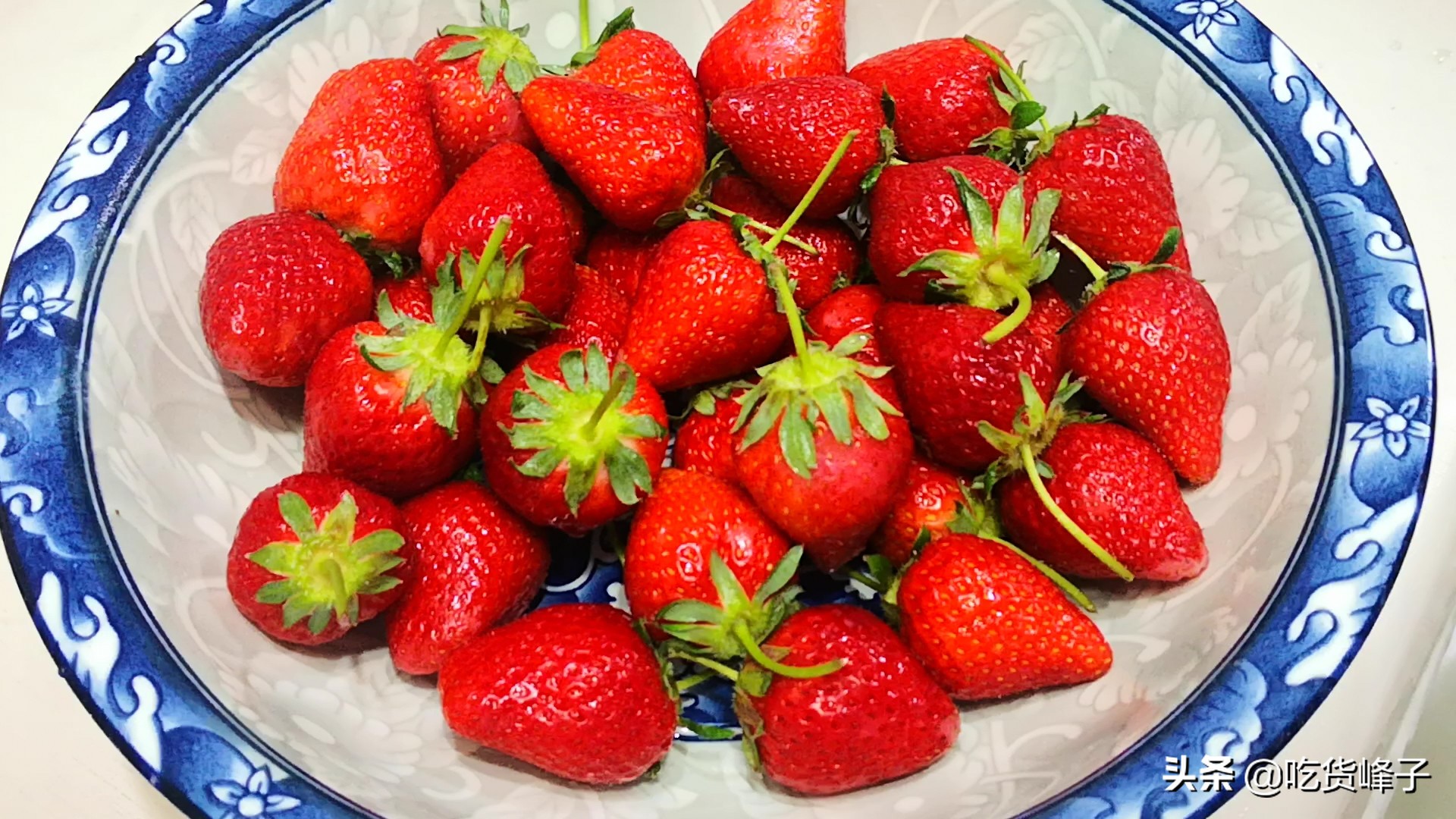 清洗草莓虫子,清洗草莓用面粉