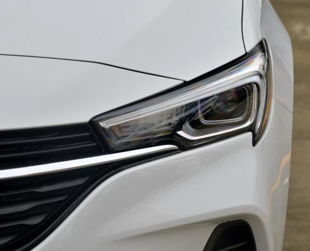 对比思域的国产轿车,别克威朗2020款领先型落地多少