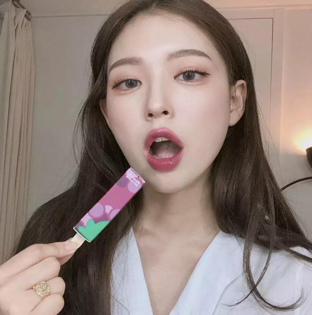 离婚又撕成连续剧？她爆肥20斤，还能美成这样才是迷啊