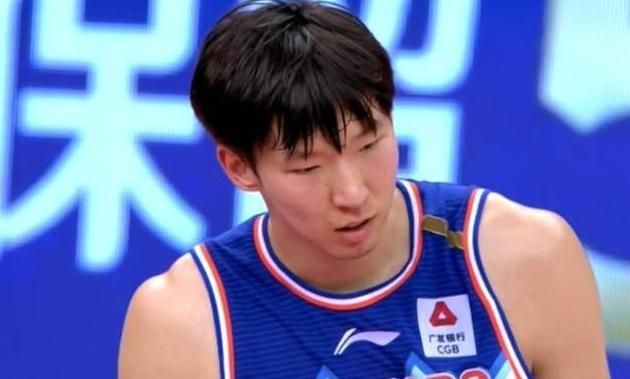 周琦27分21板15盖帽完整,周琦耐克峰会数据