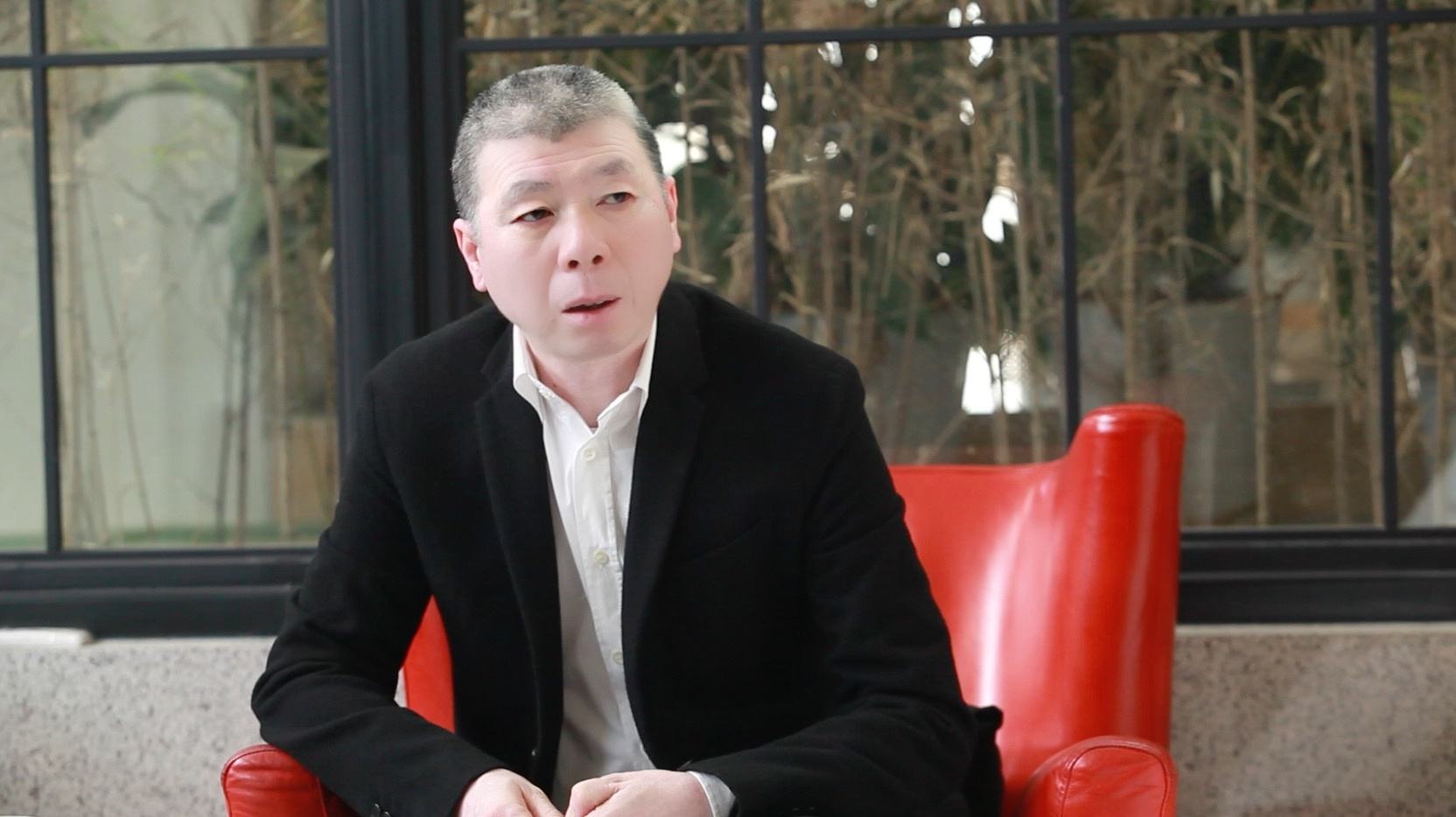 冯小刚家产,冯小刚现在家产有多少