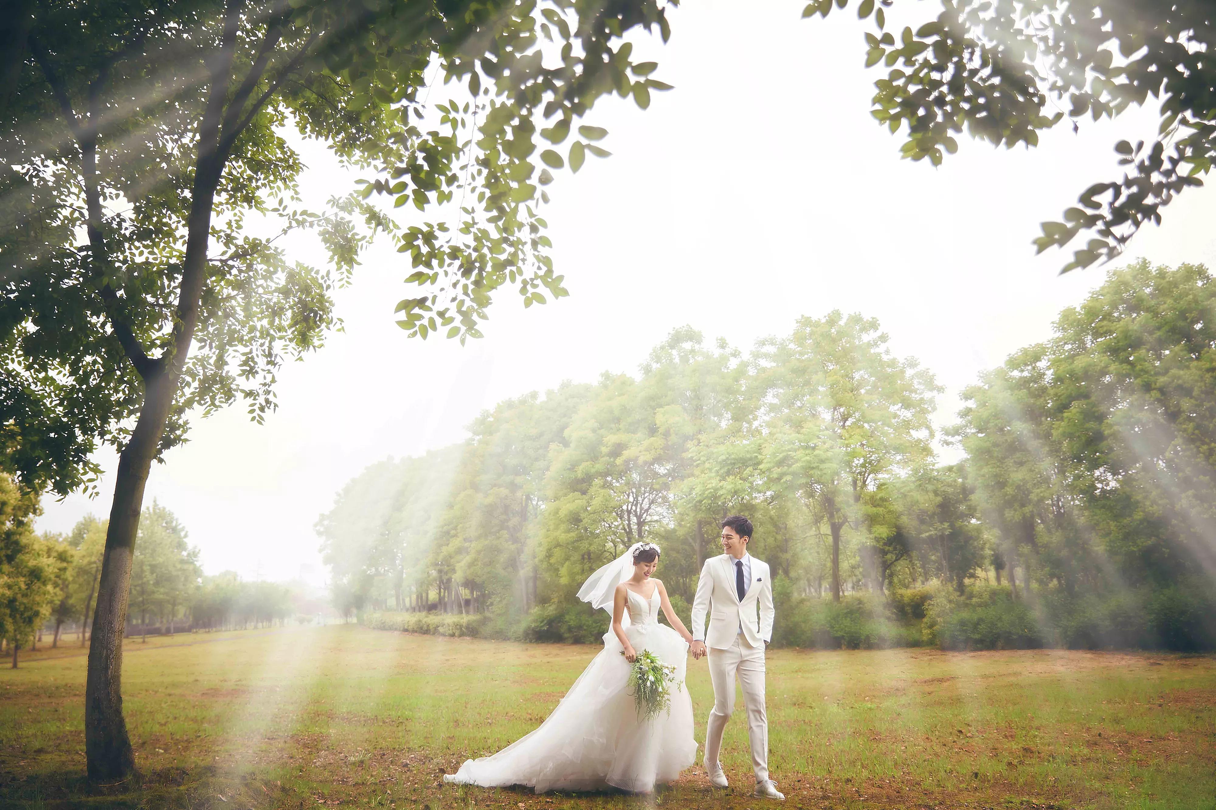 备婚攻略如何挑选适合自己的婚纱,结婚时婚纱怎么选