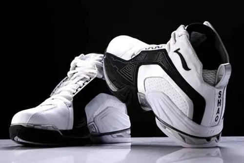 奥尼尔shaq系列篮球鞋白底黑皮面,奥尼尔自创shaq球鞋