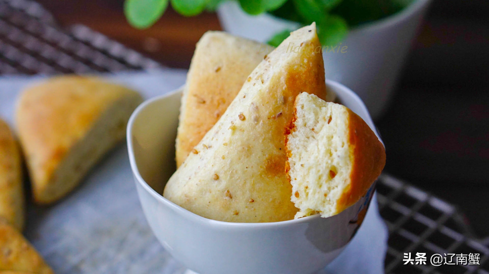 手把手教你怎么做面团,最简单的面团发酵