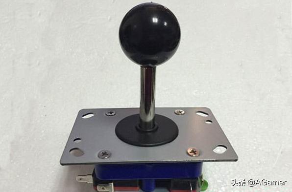 摇杆街机选购,街机摇杆一体机32g和128g的区别