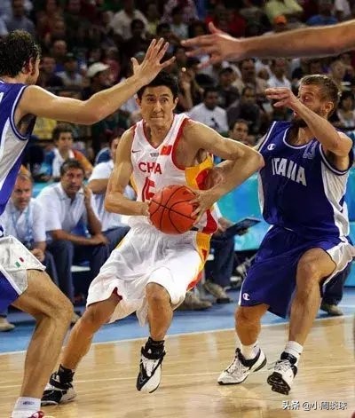 以前广东24号篮球队员,cba季后赛八强出炉广东篮球队队员