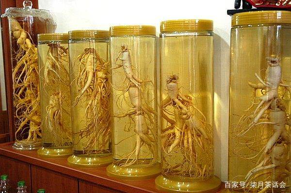 男子买50斤酒存两个月,男子买50斤酒存2个月开坛炸裂