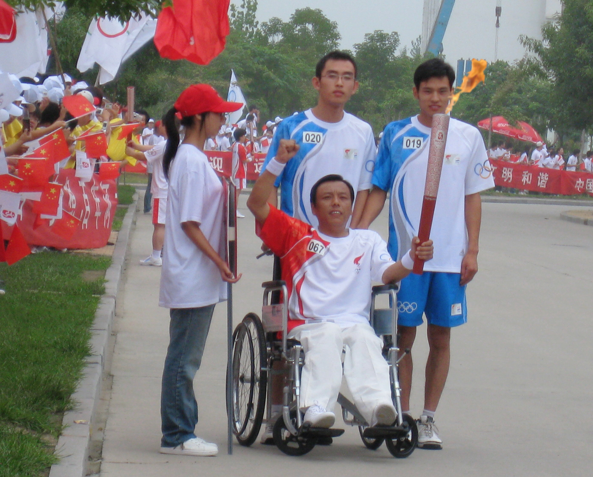 马瑞来：医者仁心传播大爱  身残志坚铁人情怀