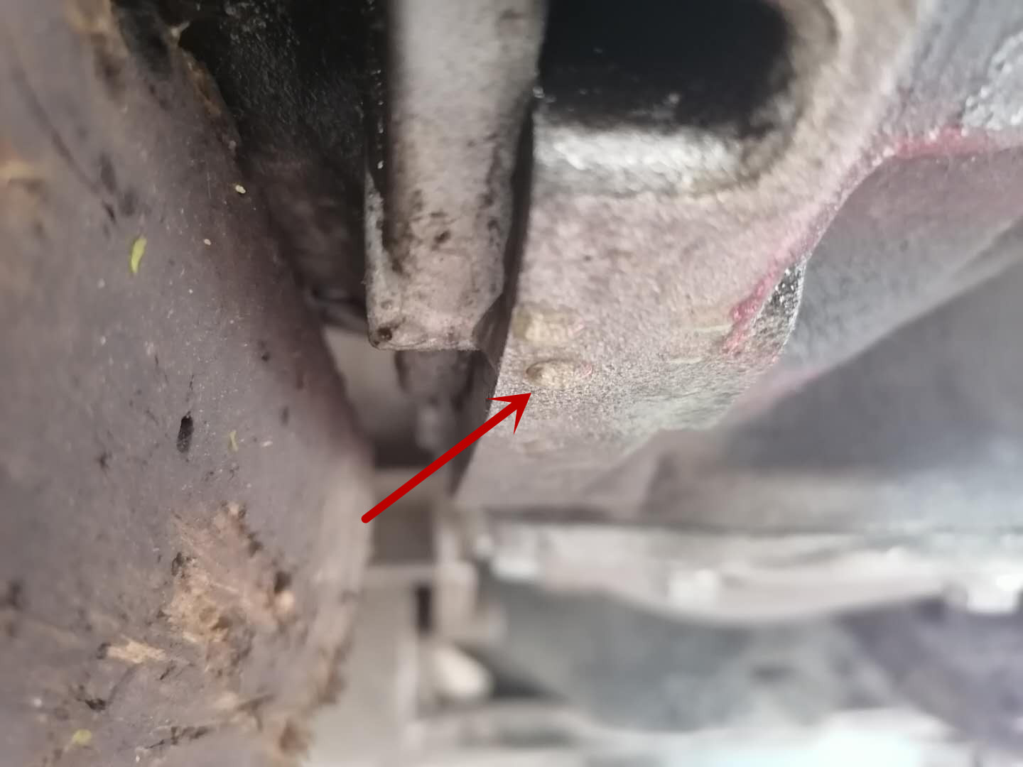 科鲁兹换了离合分泵挂挡不会走,科鲁兹分离轴承老是泄压怎么回事