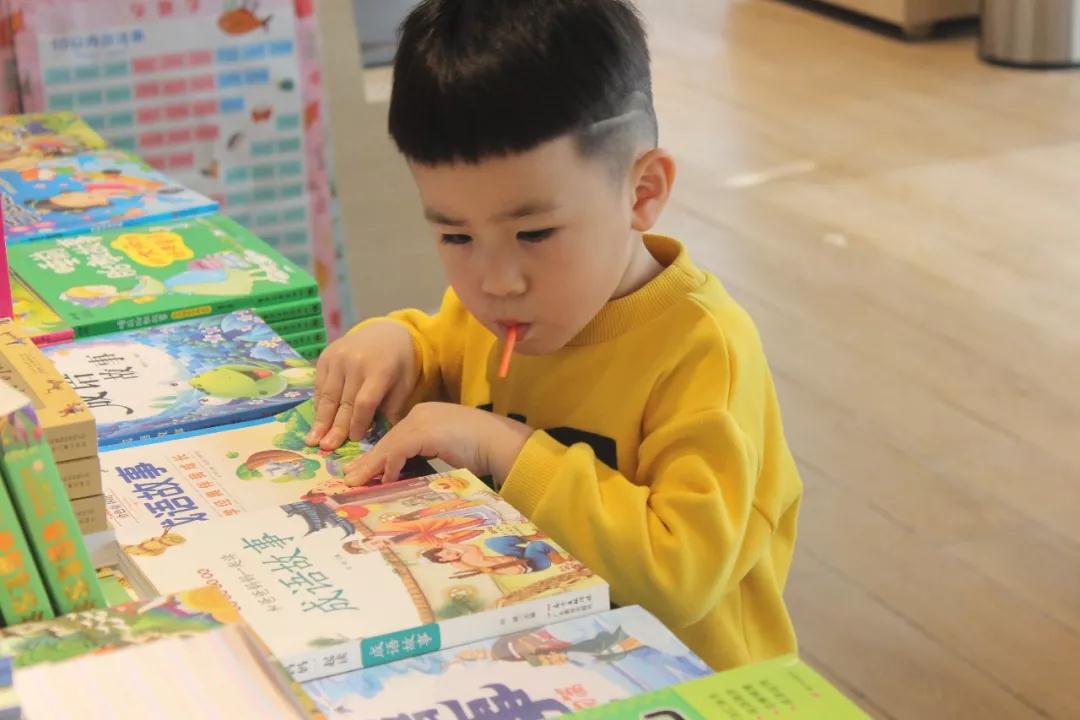 广州购书中心佛山店,广州购书中心门店优惠