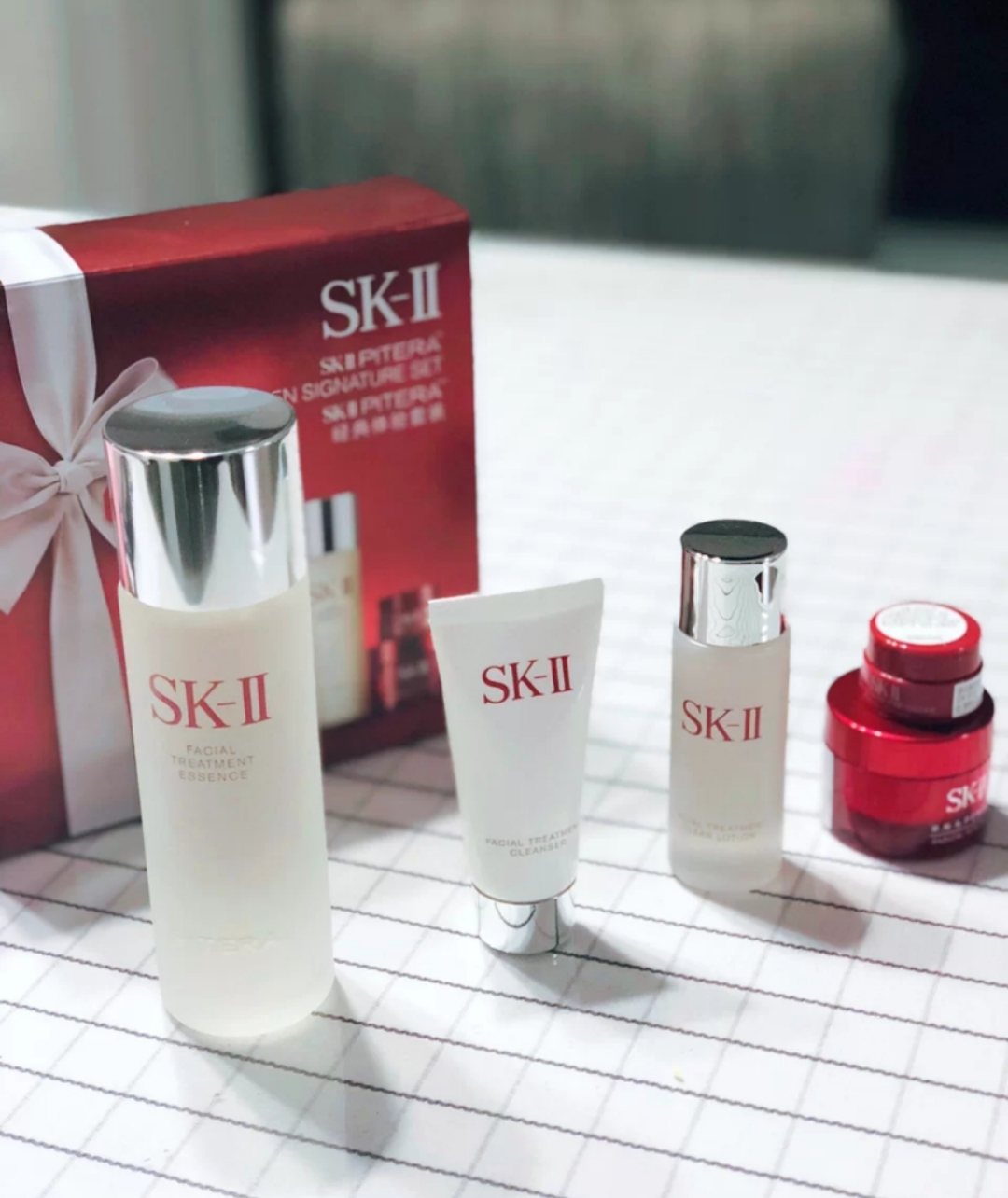 黛珂牛油果乳液和赫莲娜轻乳霜,莱珀妮海蓝之谜法尔曼赫莲娜黛珂