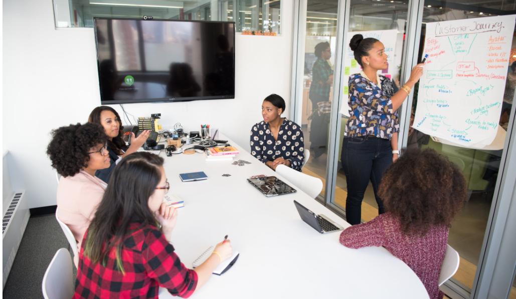 出国留学，除了学习更意味着什么？