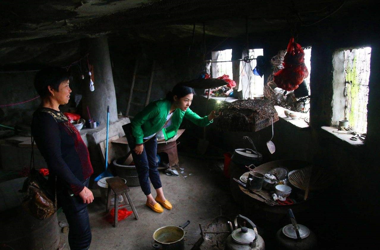 孤寡老人26万修墓完整视频,湖南96岁老人花了14万自建墓