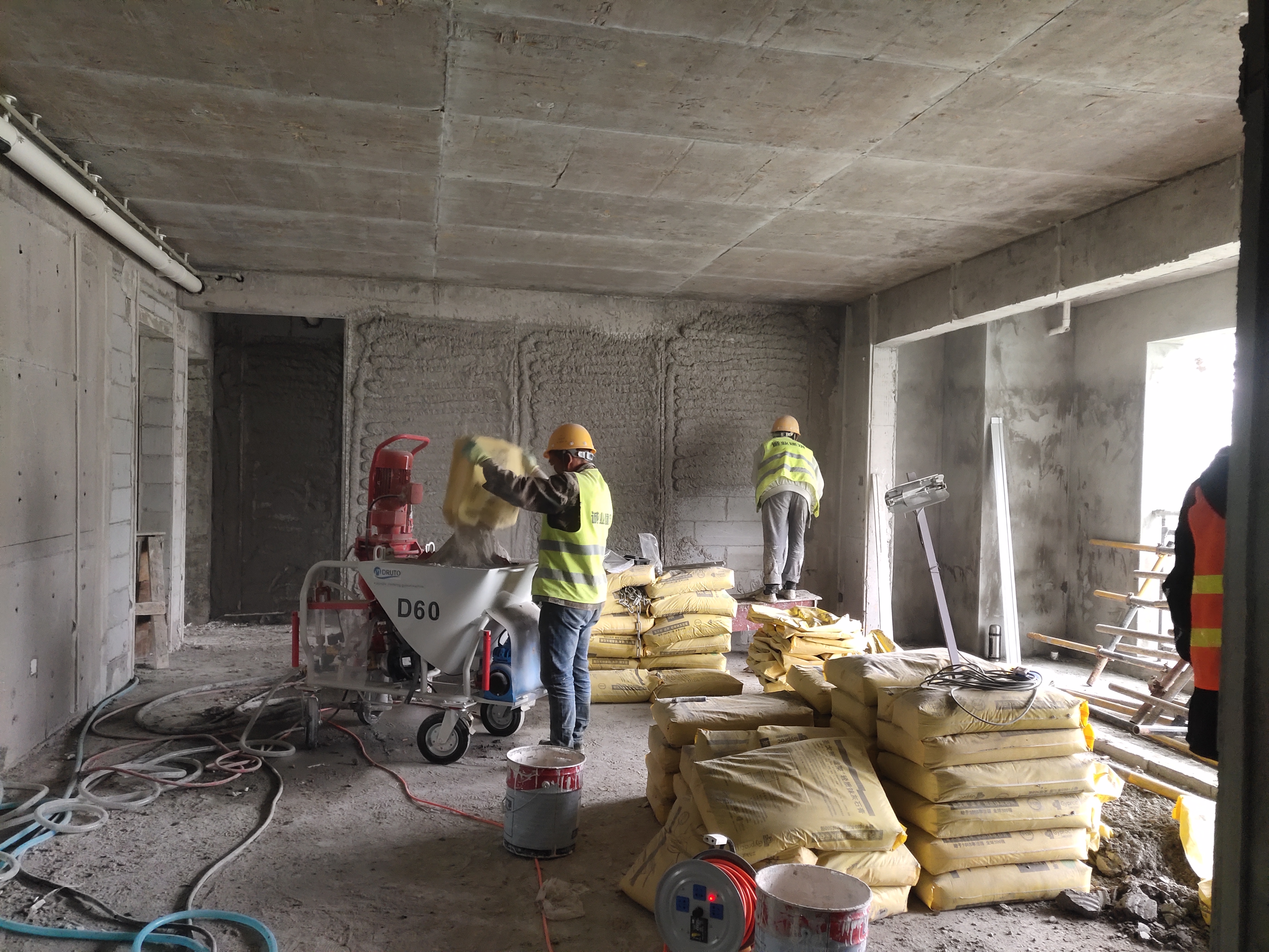 石膏喷涂机施工视频,石膏喷涂机的优缺点