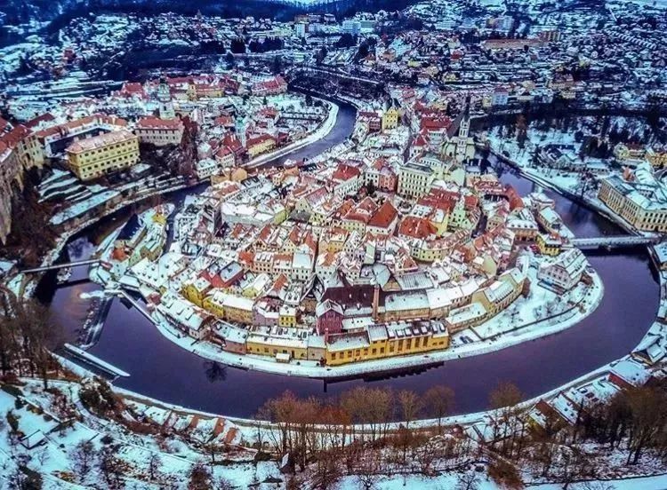 捷克克鲁姆洛夫小镇,克鲁姆洛夫小镇攻略