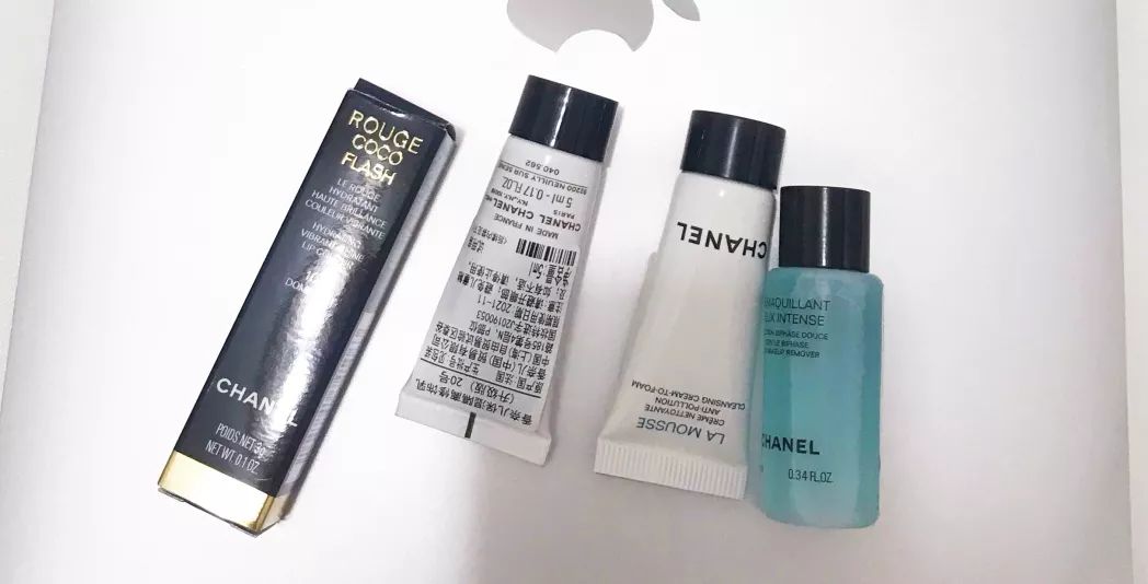 早就该买美容仪、水之密语、大宝天天见，本月爱用让你嗨皮又逆龄