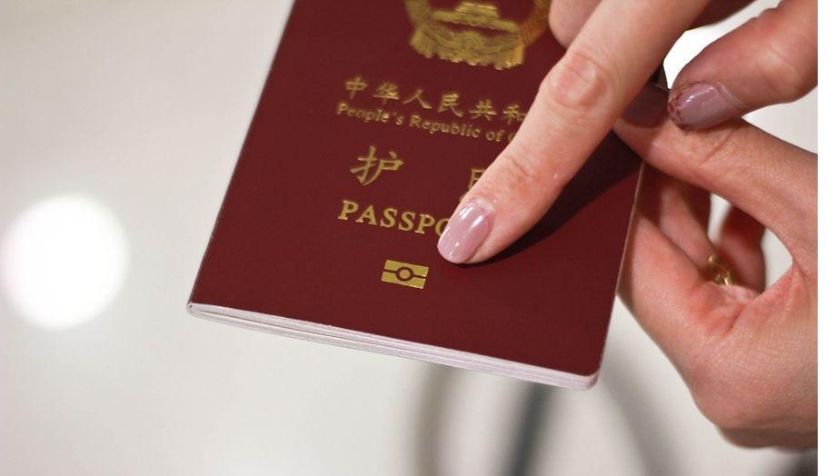 父母带孩子出国怎么办理,带爸妈去英国怎么签证