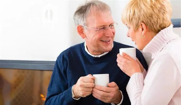 有什么药治便秘效果好副作用小,老年人药物引起便秘怎么办