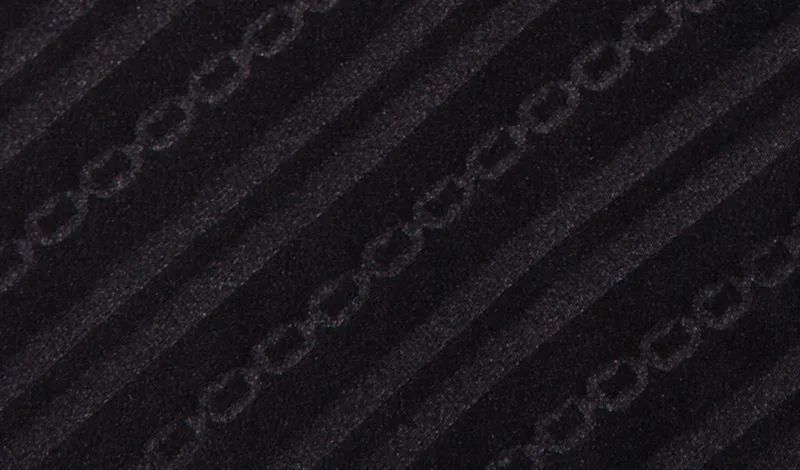 C4N|FLOWER|恣意绽放的秋冬穿衣灵感