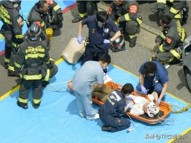 日本地铁为什么没有车厢,日本地铁没有安全门