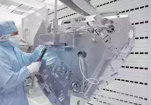 光刻机技术与芯片,一文读懂半导体激光器