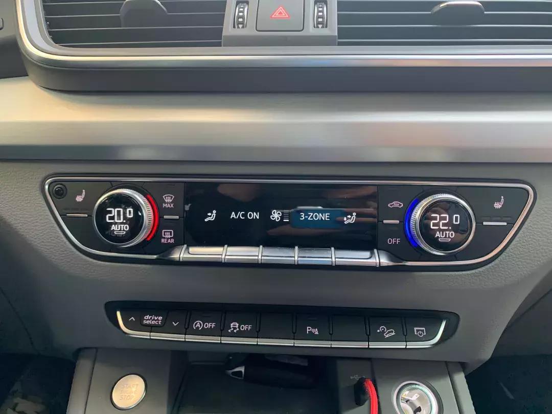 奥迪q5lsportback45tfsi豪华型,奥迪q5l和q5lsportback